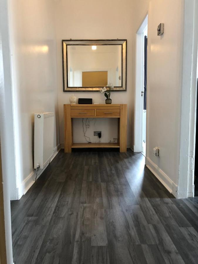 Premier 2 Bed Flat C Apartment Broxburn Exterior photo